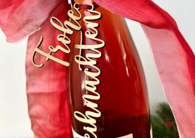 Mitarbeitergeschenke 18 Frohe Weihnachten Geschenkanhänger Weinflasche