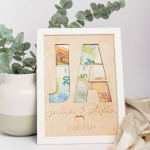 Holzbild Hochzeitsgeschenk JA mit Namensgravur - Geldgeschenk zur Hochzeit personalisiert