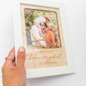 Familie bedeutet lieben und geliebt zu werden, Familie Bilderrahmen, Geschenkidee Familie