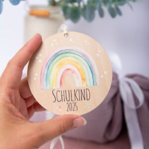Schulkind 2025 Regenbogen, Zuckertütenanhänger aus Holz, Einschulung