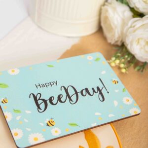 Geschenk zum Geburtstag, Geschenk für Frau, Grußkarte, Holzpostkarte, Postkarte Happy Beeday, Postkarte aus Holz, Bee, Bienen