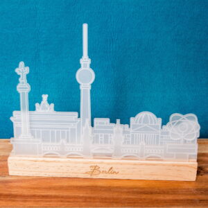 Teelichthalter Berlin, Teelicht Schwibbogen mit Berlin Silhouette mit Holzsockel, Dein Foto, Dein Magnet: Personalisierte Acryl-Fotomagnete 5x5 cm - die echte Alternative zu Magnetbuttons / Fotos auf Magnet und in wenigen Tagen bei euch