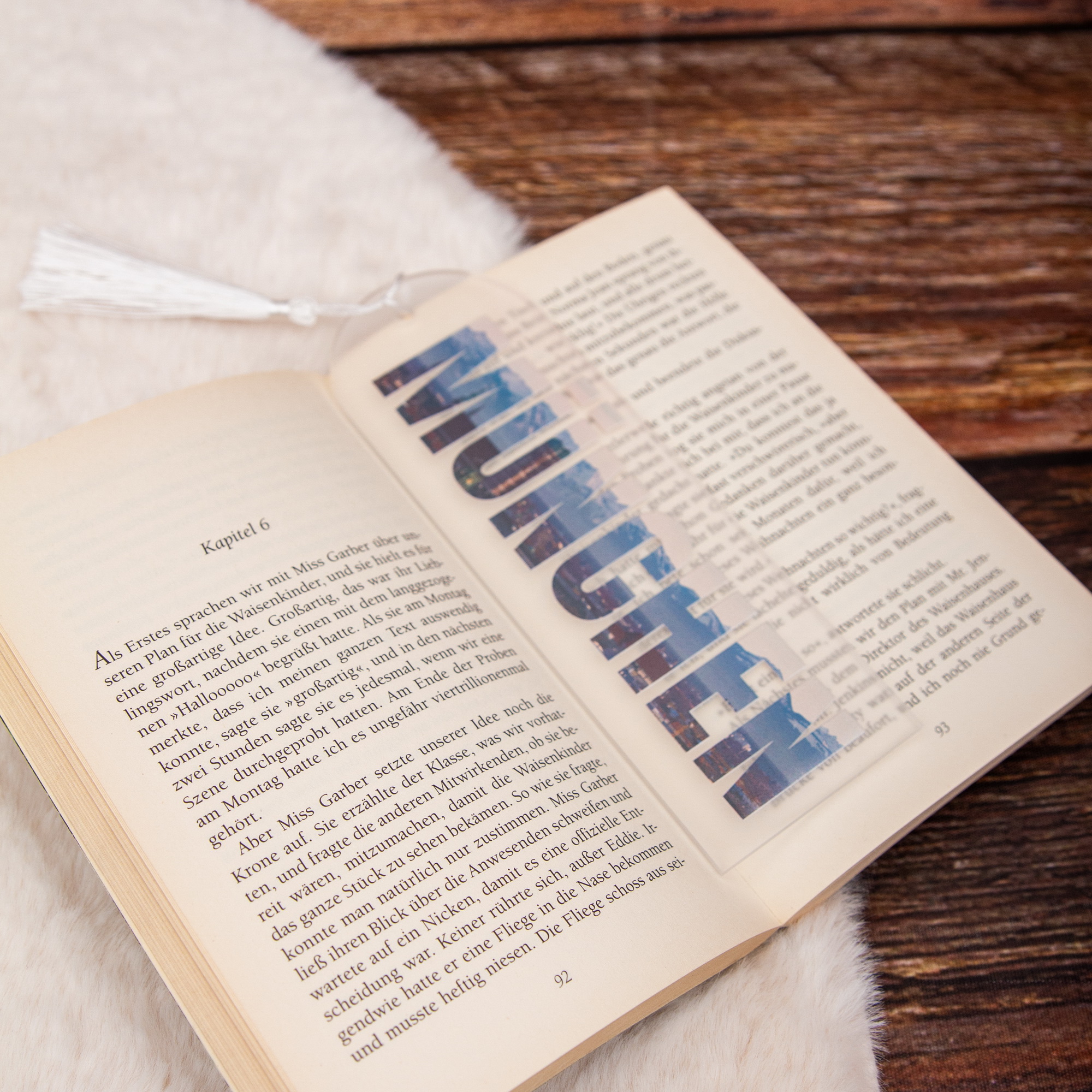 Lesezeichen Skyline München aus Milchglas Acryl mit München Panorama | Handgemacht 4 München Lesezeichen aus Acryl, München Skyline