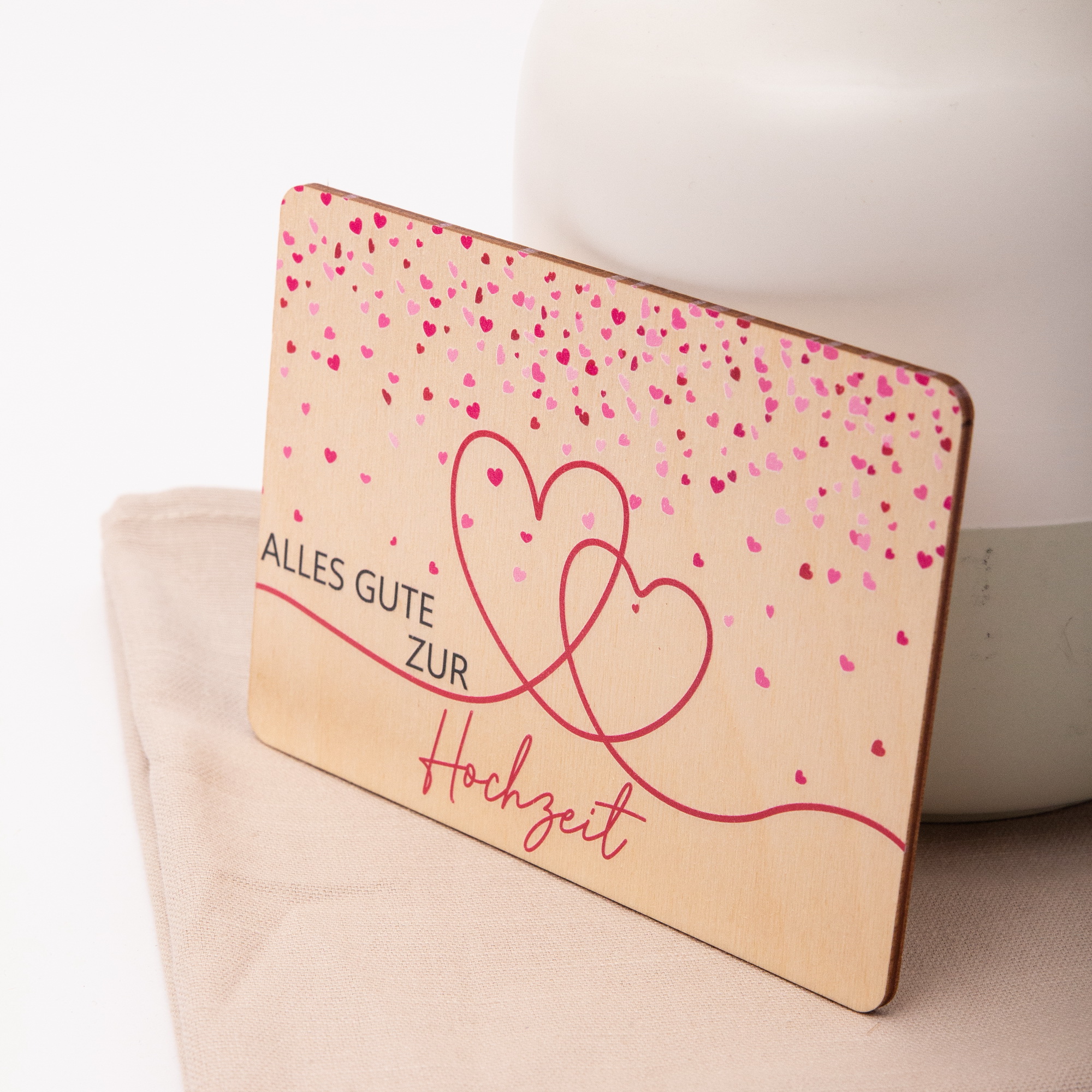 Holzpostkarte zur Hochzeit – Verschlungene Herzen – Edles Geschenk für Brautpaar aus Birkenholz A6 – Glückwunschkarte 5 Holzpostkarte Alles Gute zur Hochzeit