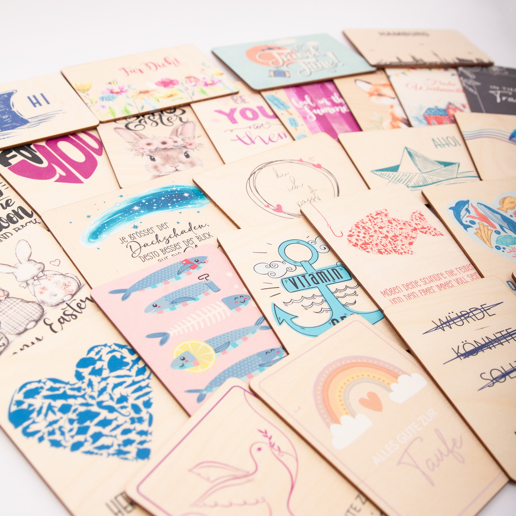 Holzpostkarte „You’re Pawsome“ – Lustiges Katzen Motiv – Geschenk für Katzenliebhaber aus Birkenholz A6 – Witziges Kompliment 2 Holzpostkarte verschiedene Motive