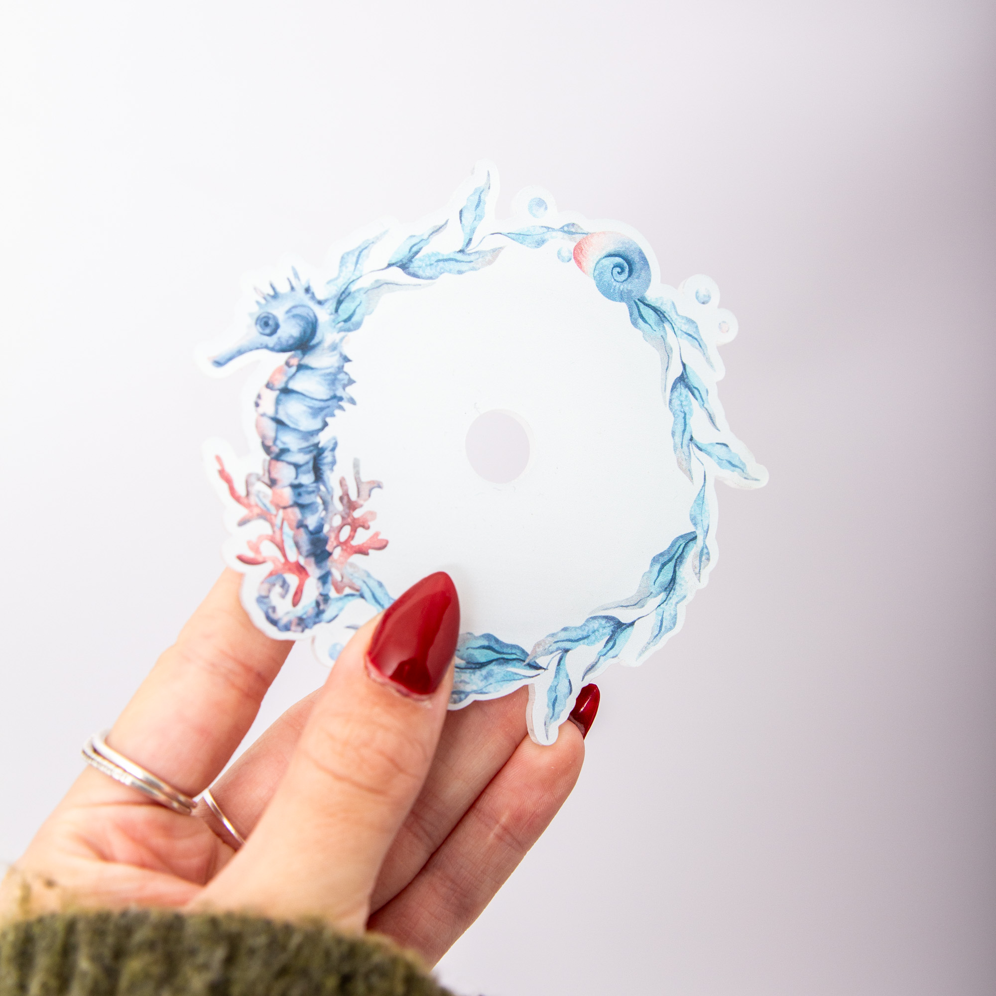 Glasdeckel „Seepferdchen“ – Maritimer Insektenschutz für Gläser & Tassen – Getränkeabdeckung aus Holz oder Acryl – Handgemacht in Leipzig 4 Glasdeckel für den Sommer, Insektenschutz getränk, Wein, Glas, Mit Loch und ohne Loch