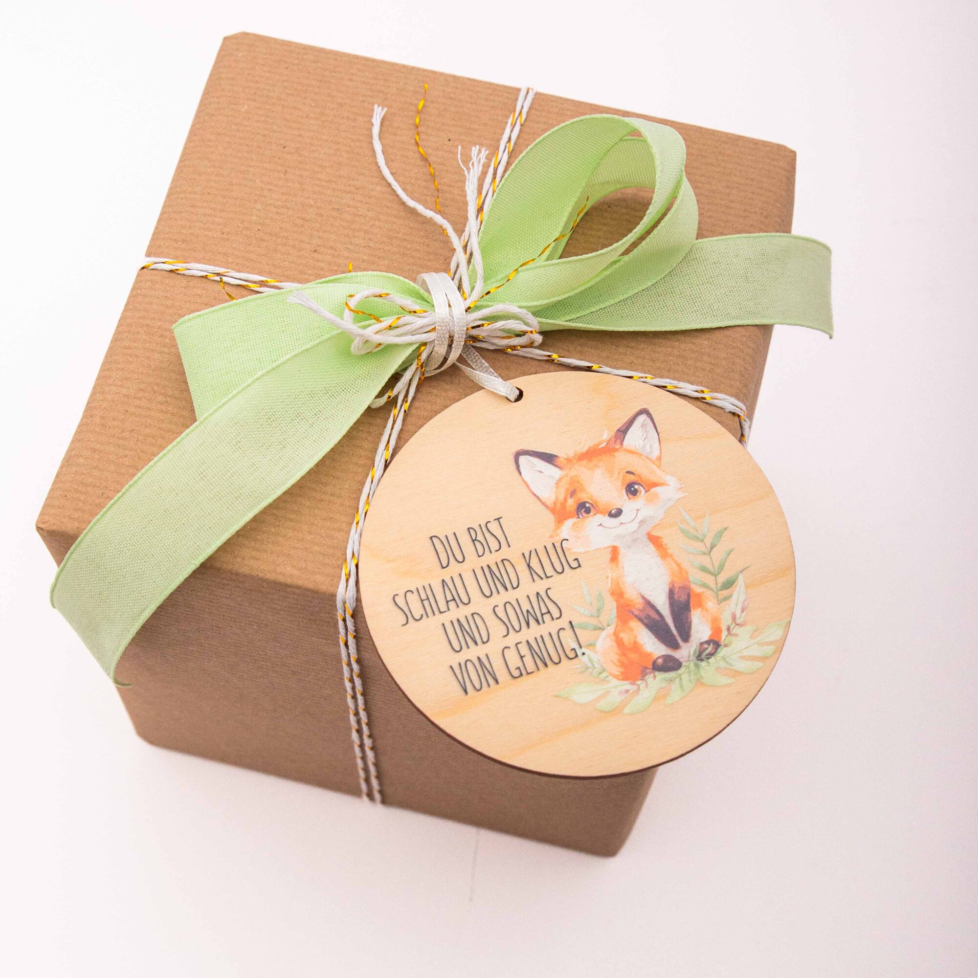 Affirmationsanhänger Holz Fuchs „Du bist schlau“ – Mutmacher für Kinder – Glücksbringer & Taschenanhänger – Handgemacht in Leipzig 4 Affirmationsanhänger aus Holz, Affirmation Kinder, Geschenkanhänger, Fuchs - Du bist schlau und klug und sowas von genug