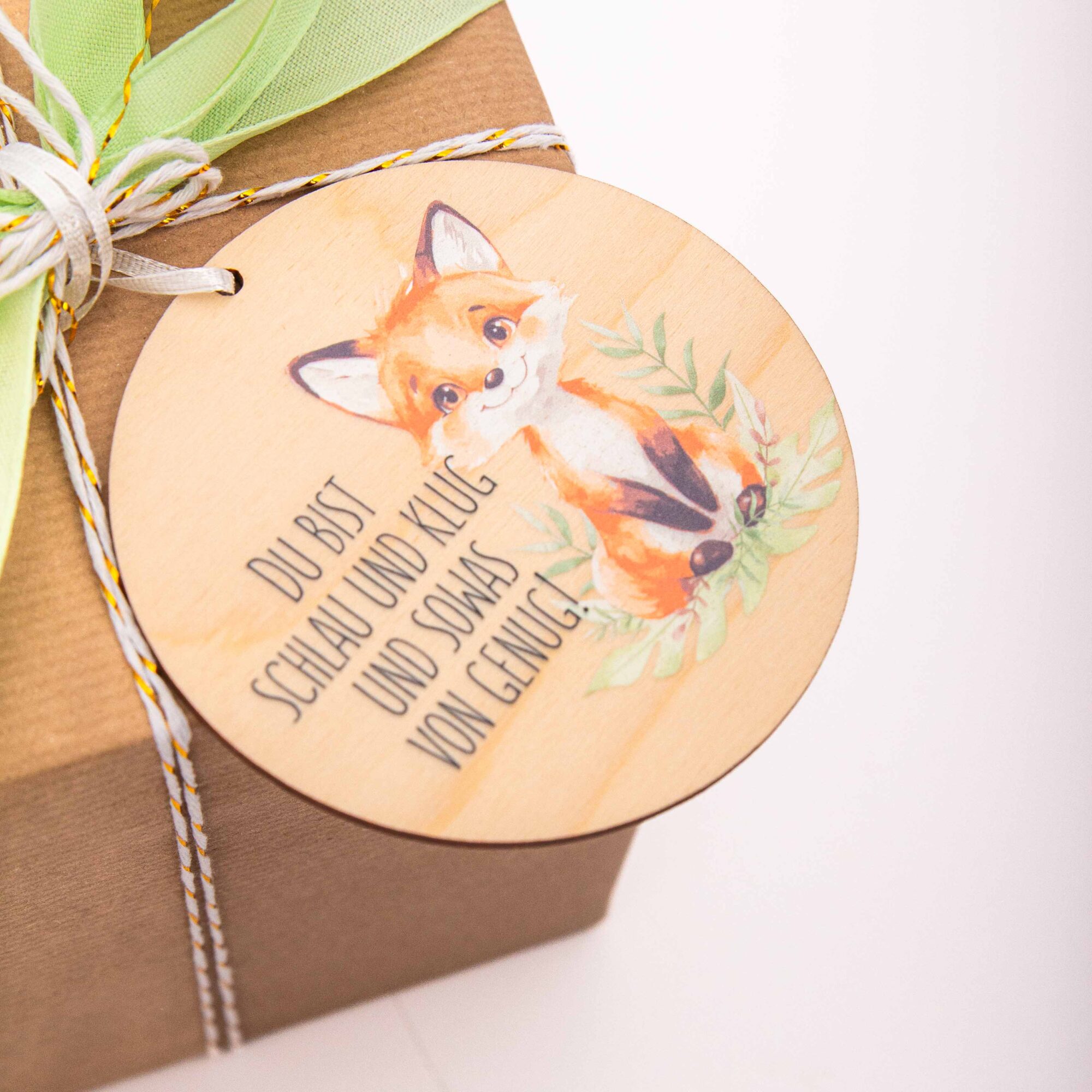 Affirmationsanhänger Holz Fuchs „Du bist schlau“ – Mutmacher für Kinder – Glücksbringer & Taschenanhänger – Handgemacht in Leipzig 3 Affirmationsanhänger aus Holz, Affirmation Kinder, Geschenkanhänger, Fuchs - Du bist schlau und klug und sowas von genug