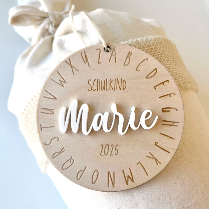 Zuckertütensnhänger mit Name Schulkind 2026