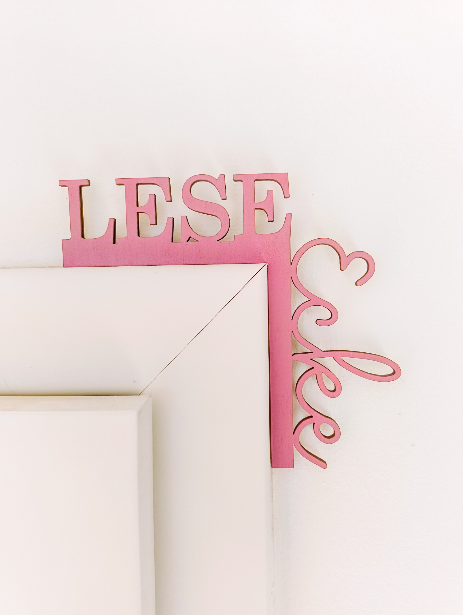 Türtopper Schriftzug "Leseecke" aus Birkenholz – Regaltopper & Lesezimmer Deko 2 Leseecke Türtopper, Leseecke Holzschrift Regaltopper