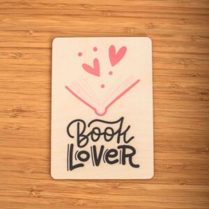Holzpostkarte Book Lover, Postkarte aus Holz zum Beschreiben