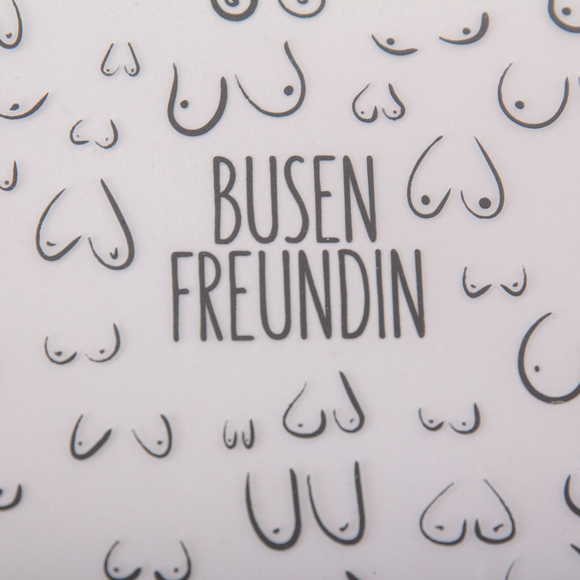 Rub-On Stickerbogen Busenfreundin im Format A5 | Aufkleber für Raysin, Keraflott, Glas, Keramik, Porzellan, Kork Untersetzer - Busenfreundin 6 Rub On Busenfreundin, Sticker mit Busen Motiv geschirrspülfest, Kratzfest und UV beständig