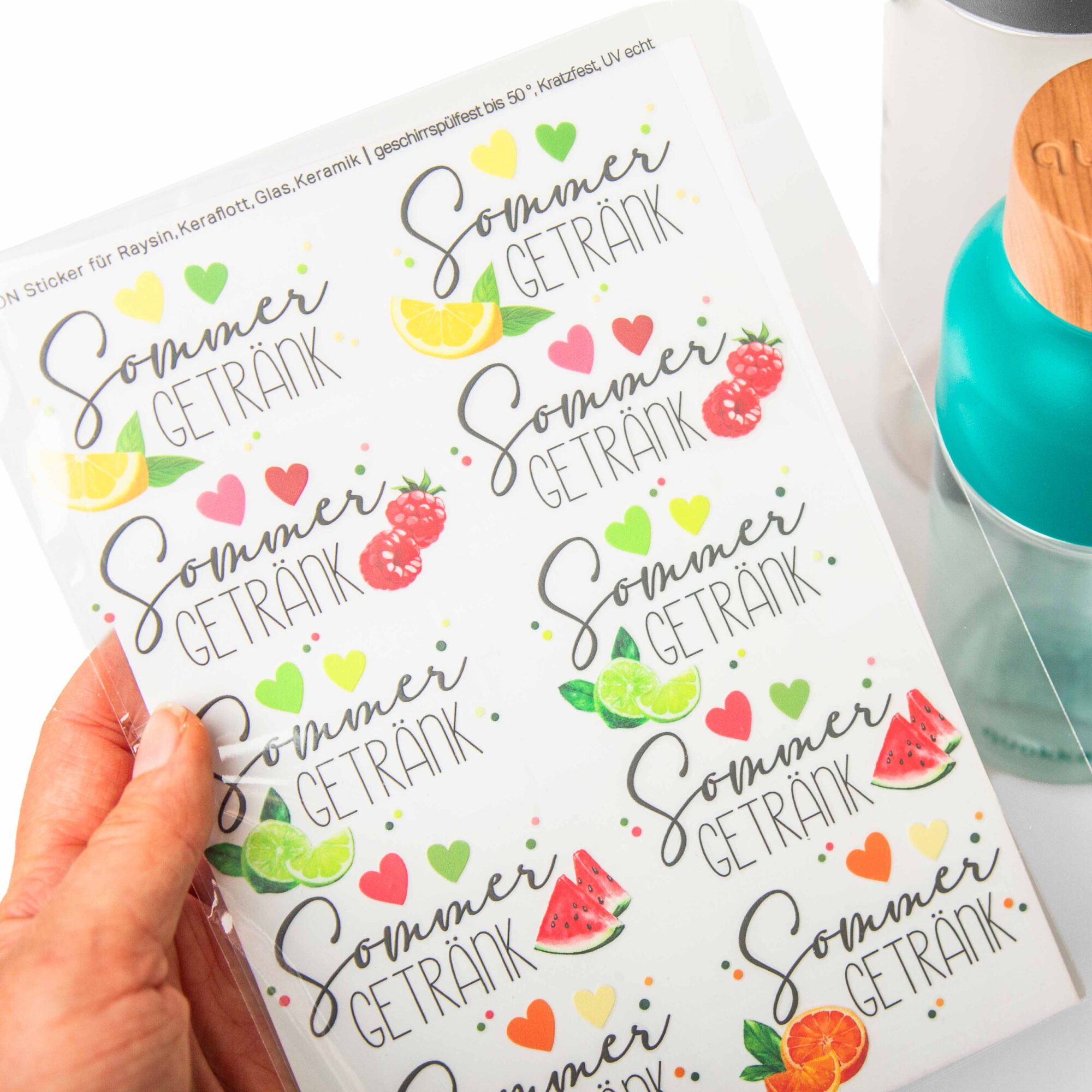 Rub-On Stickerbogen Sommergetränk im Format A5 | Aufkleber für Glas, Keramik, Keraflott, Metall, Edelstahl usw. 3 Rub On Sicker mit Sommergetränk Spürüchen und Motiven, Melone, Ornage, Limette, Himbeere, Zitrone, Geschirrspülfest, Kratzfest, UV Beständig.