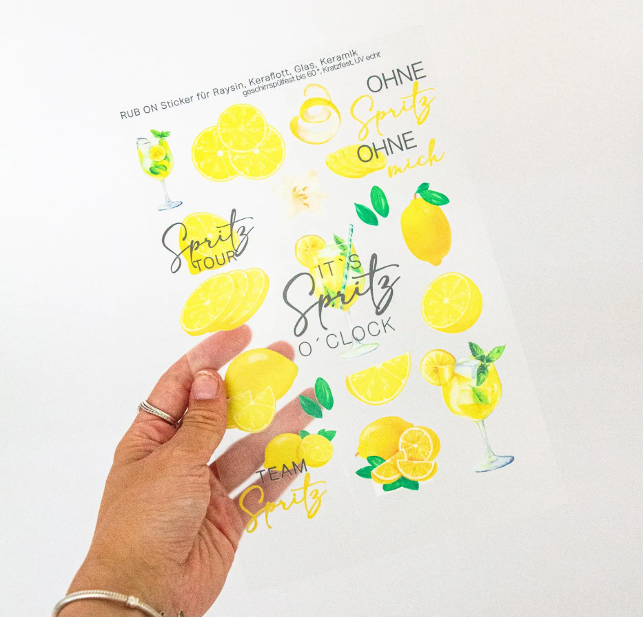 Rub-On Sticker personalisiert A6, A5, A4, A3, A2, A1 | Aufkleber für Raysin, Keraflott, Glas, Keramik, Porzellan | mit Wunschtext 7 Rub On Sicker mit eigenem Motiv und Fotos, Spürüchen und Motiven, oder auch Text, Schrift, Randlos, Geschirrspülfest, Kratzfest, UV Beständig.